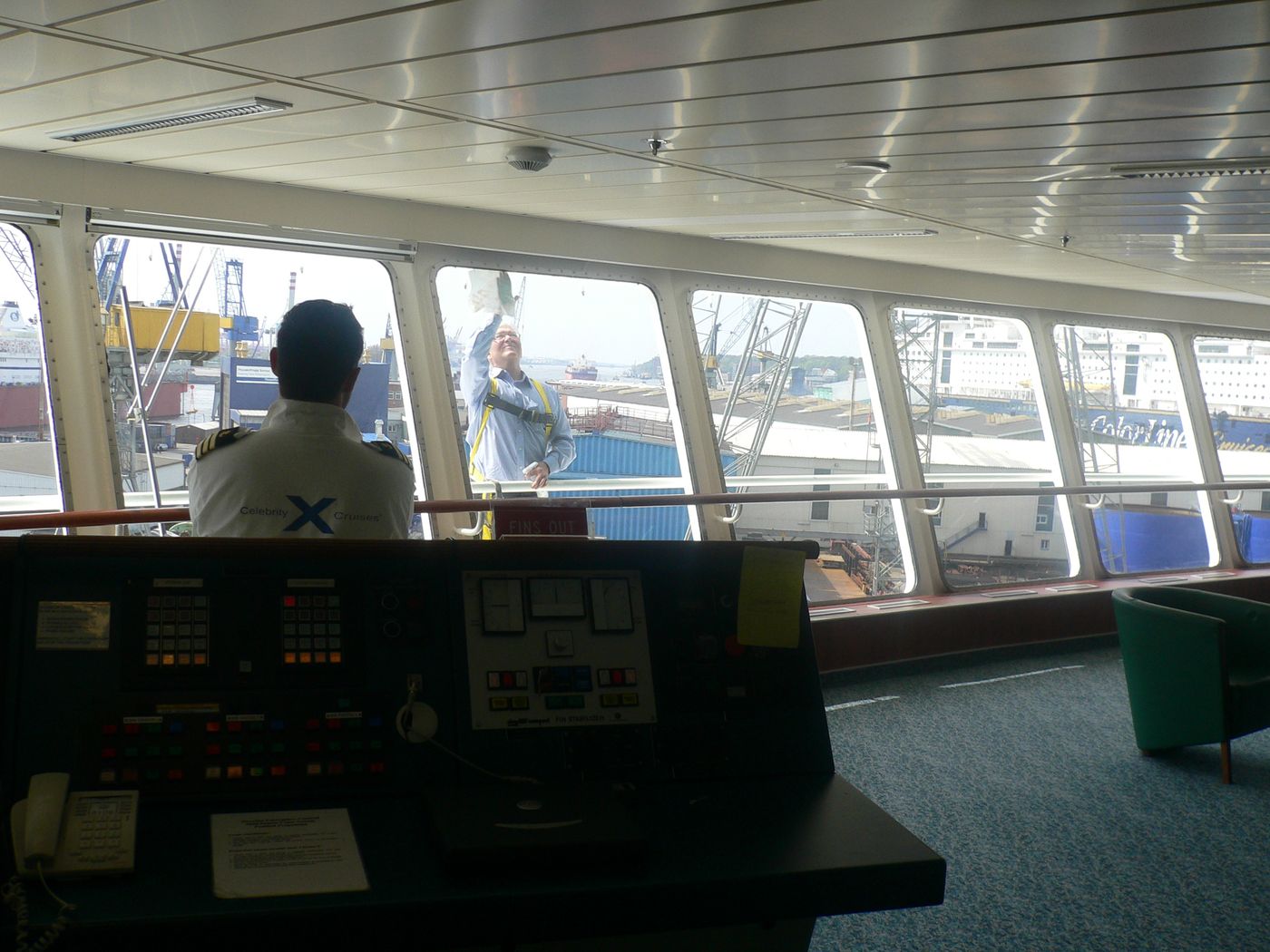 Bridge windows on board