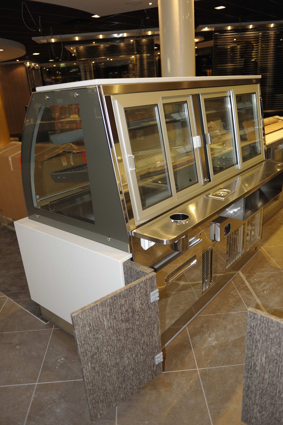Display unit with stainless-steel frame
