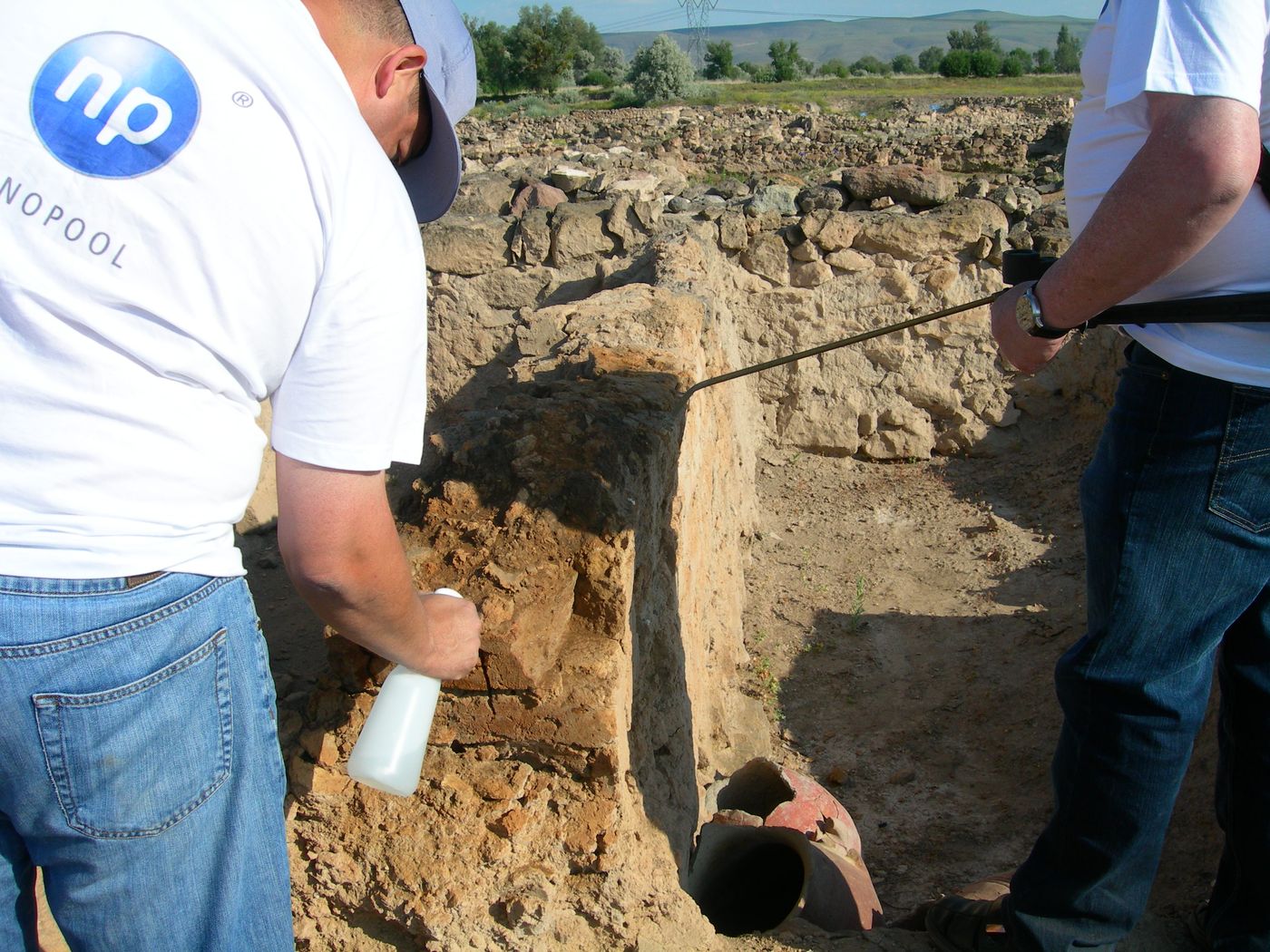 Applying NP to 4,000-year-old mud brick